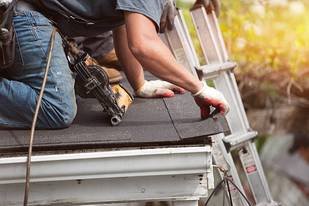 Best Roof Gutter Cleaning  in Goshen, CA